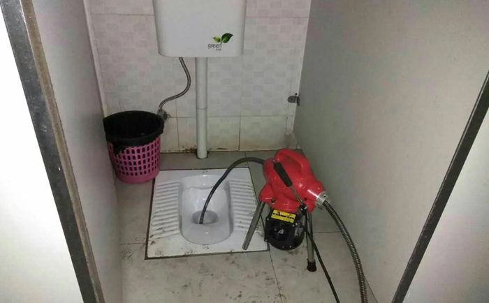 岳阳楼蹲便疏通